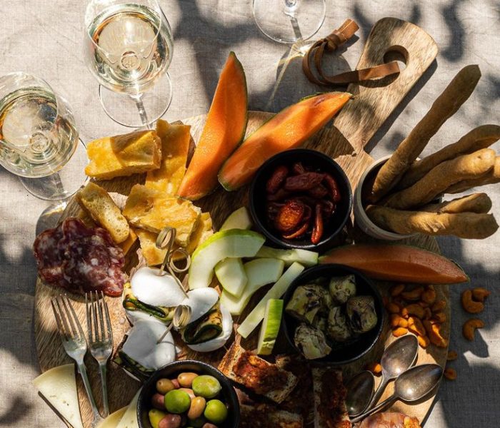 Come organizzare un aperitivo estivo in casa - Mangio quindi Sono